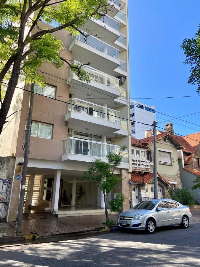 Departamentos De Categoria, Santa Fe Y Alberti Мар дел Плата Екстериор снимка