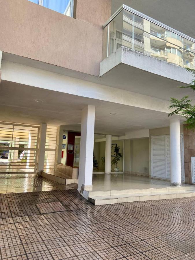 Departamentos De Categoria, Santa Fe Y Alberti Мар дел Плата Екстериор снимка